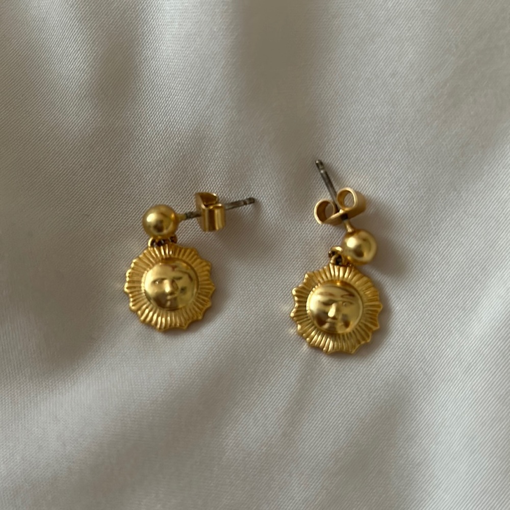 NWOT Madewell sun-faced drop earrings